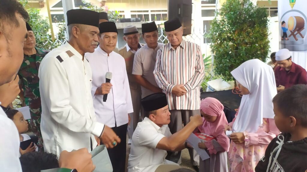 RT KDM Berbagi di Cijoho, Santuni Yatim dan Buka Puasa Bersama