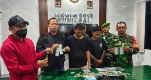 Babinsa Tangkap 2 Pedagang di Kuningan, Diduga Edarkan Obat Terlarang