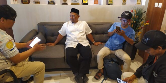 Pro Kontra Pengadaan Mobil Dinas Pimpinan DPRD Kuningan, Dwi Basyuni: Eksekutif yang Harus Menjelaskan