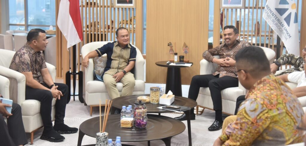 Dikawal Ketua Golkar, Bupati Kuningan Sambangi Kementerian UMKM: Buka Pintu Lebar untuk 43 Ribu Pelaku Usaha