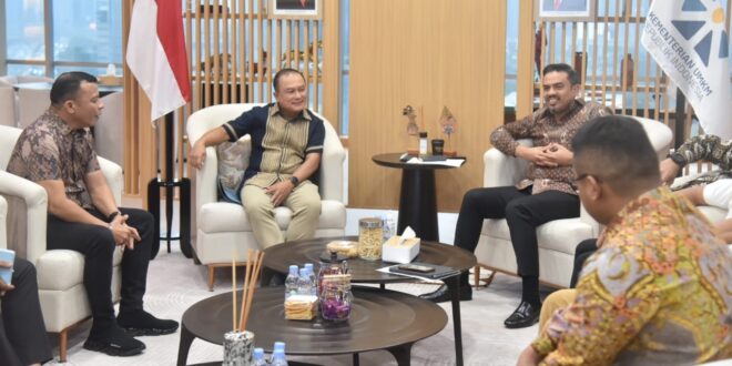 Dikawal Ketua Golkar, Bupati Kuningan Sambangi Kementerian UMKM: Buka Pintu Lebar untuk 43 Ribu Pelaku Usaha