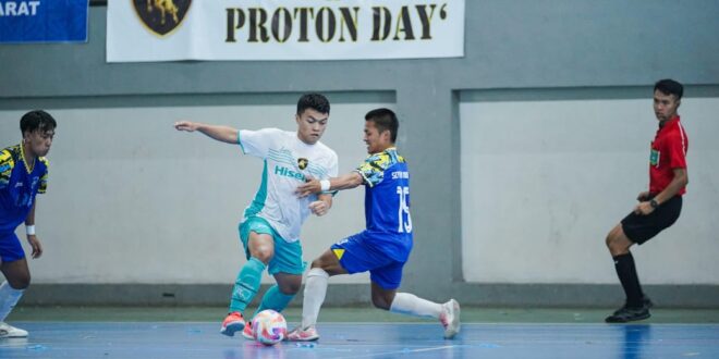 Proton FC Kuningan Tembus Final Usai Kalahkan Alba FC 2-1, Suporter Beri Dukungan Penuh di Garut