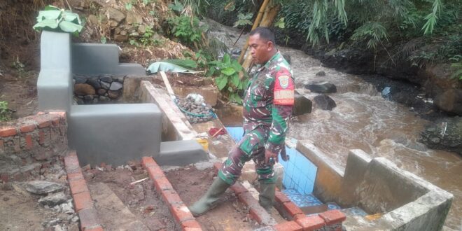 Renovasi Situs Keramat Sumur Jangkung Ancaran Capai 50 Persen, Dikawal Babinsa Edi Rosadi