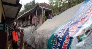 Tebing Longsor di Bungurberes, BPBD Kuningan Lakukan Penanganan Cepat