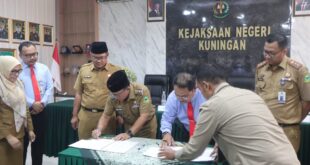 Sinergi Pemda-Kejaksaan Kuningan Diperkuat, Bupati Tandatangani Nota Kesepakatan Hukum