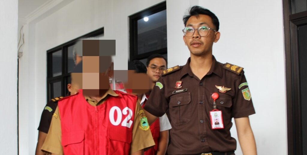 Diduga Sunat Dana Desa, Kades dan Kaur Keuangan di Kecamatan Subang Dibekuk Kejaksaan