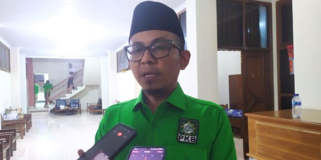 Maulana Yusuf Semprot Kebijakan Pendidikan KDM, Janji Tak Ditepati, Ijazah Masih Ditahan!