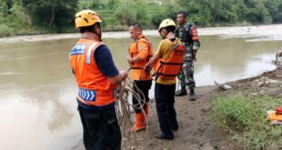 7 Remaja Terseret Sungai Cisanggarung Kuningan, 1 Belum Ditemukan