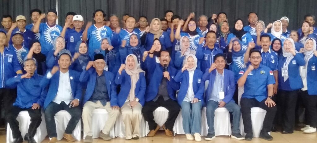 Tok! Udin Kusnedi Pimpin PAN Kuningan, Toto Suharto Tegaskan Soliditas dan Satu Komando
