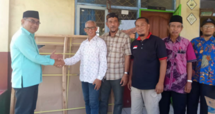 Manfaatkan Libur Kerja, Ujang Kosasih Sambangi SDN Maleber dan Beri Bantuan Tenis Meja