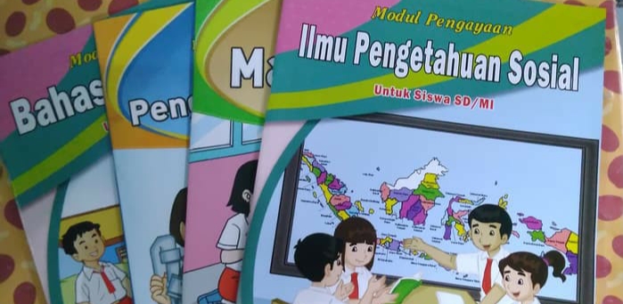 Sudah Dilarang Keras, Diduga Masih Ada SD “Keukeuh” Jual Buku Paket LKS