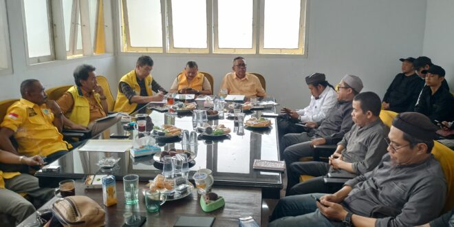 FMPK Datangi Kantor Golkar Kuningan, Desak Kejelasan Dugaan Amoral Oknum Anggota Dewan