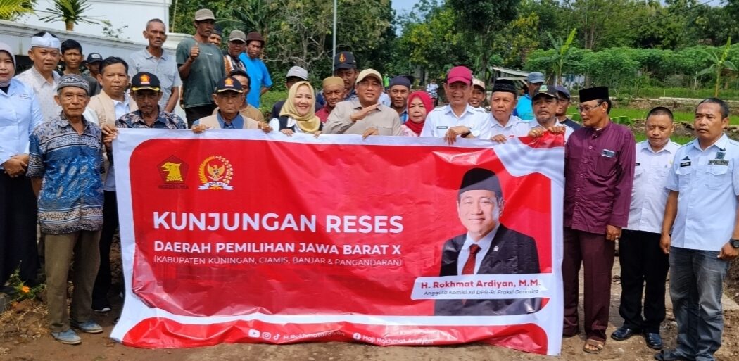 Reses di Kertawana, Rokhmat Ardiyan Kawal Perbaikan Jalan Strategis 2,1 KM