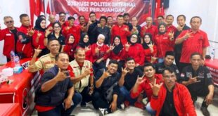 Konsolidasi Tertutup Adian Napitupulu Bersama PDIP Kuningan, Ada Apa Gerangan? 