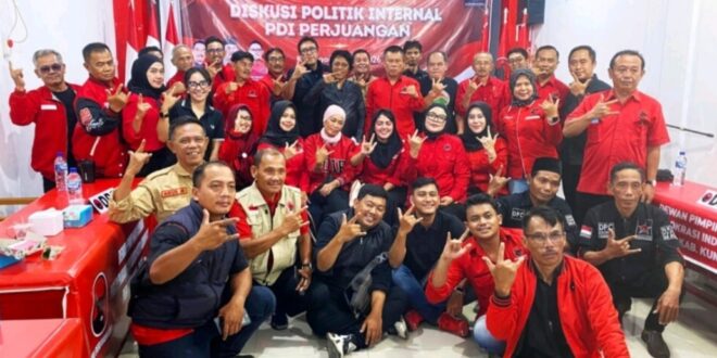 Konsolidasi Tertutup Adian Napitupulu Bersama PDIP Kuningan, Ada Apa Gerangan? 